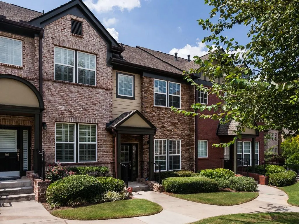 1392 Ashford Creek Circle Ne Unit 602, Brookhaven, Georgia 30319, 1 Bedroom Bedrooms, ,1 BathroomBathrooms,Residential,Sold,1392 Ashford Creek Circle Ne Unit 602,5743760