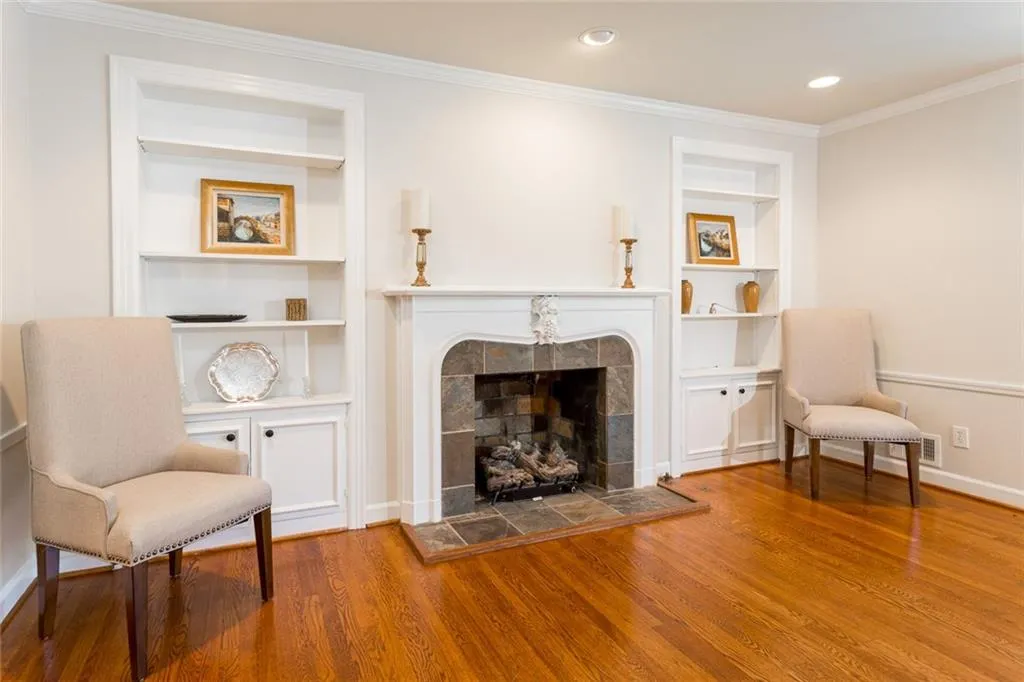 4765 Lafayette Avenue Nw, Atlanta, Georgia 30327, 5 Bedrooms Bedrooms, ,3 BathroomsBathrooms,Residential,Sold,4765 Lafayette Avenue Nw,5963507