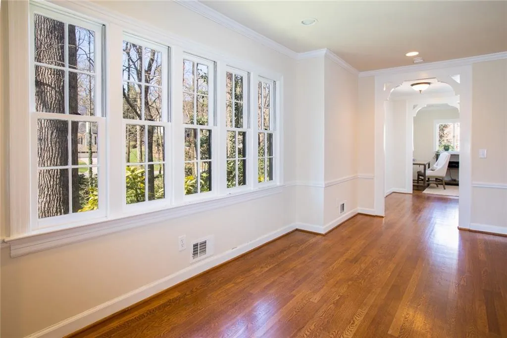 4765 Lafayette Avenue Nw, Atlanta, Georgia 30327, 5 Bedrooms Bedrooms, ,3 BathroomsBathrooms,Residential,Sold,4765 Lafayette Avenue Nw,5963507