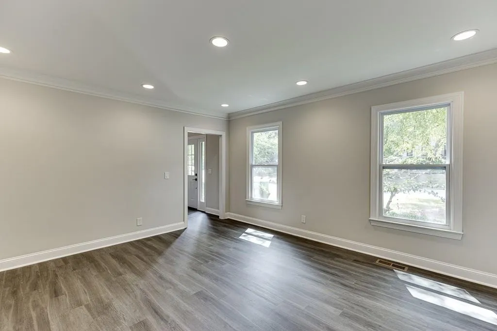 700 Mabry Road, Atlanta, Georgia 30328, 4 Bedrooms Bedrooms, ,3 BathroomsBathrooms,Residential,Sold,700 Mabry Road,7444481