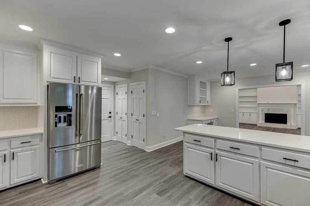 700 Mabry Road, Atlanta, Georgia 30328, 4 Bedrooms Bedrooms, ,3 BathroomsBathrooms,Residential,Sold,700 Mabry Road,7444481