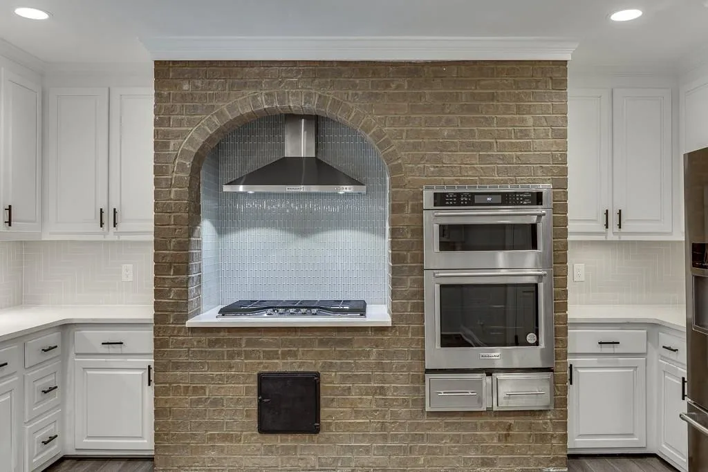 700 Mabry Road, Atlanta, Georgia 30328, 4 Bedrooms Bedrooms, ,3 BathroomsBathrooms,Residential,Sold,700 Mabry Road,7444481