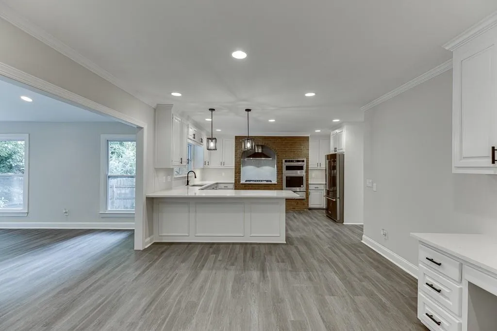 700 Mabry Road, Atlanta, Georgia 30328, 4 Bedrooms Bedrooms, ,3 BathroomsBathrooms,Residential,Sold,700 Mabry Road,7444481