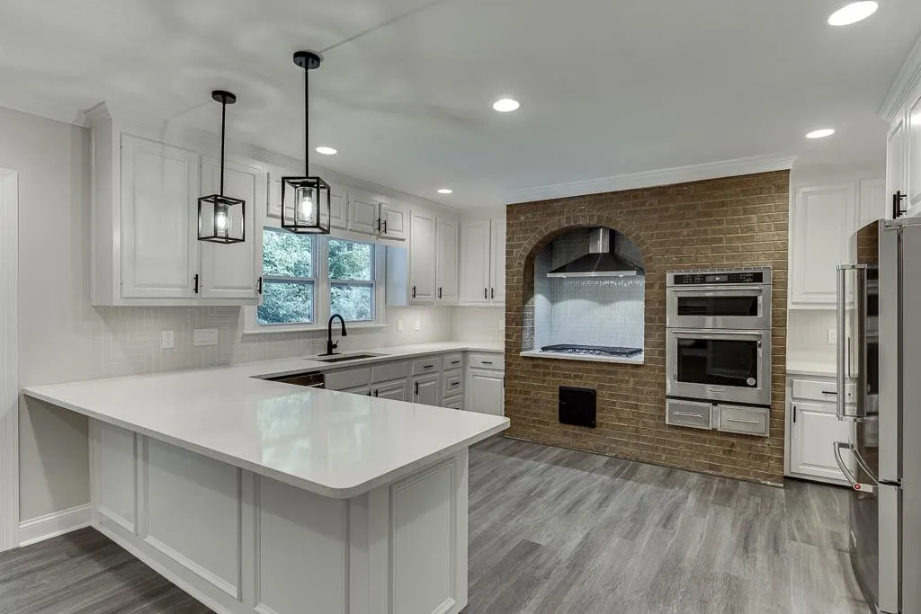 700 Mabry Road, Atlanta, Georgia 30328, 4 Bedrooms Bedrooms, ,3 BathroomsBathrooms,Residential,Sold,700 Mabry Road,7444481