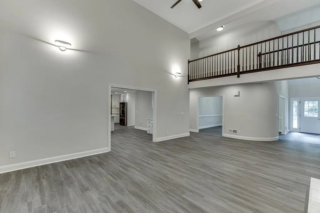 700 Mabry Road, Atlanta, Georgia 30328, 4 Bedrooms Bedrooms, ,3 BathroomsBathrooms,Residential,Sold,700 Mabry Road,7444481