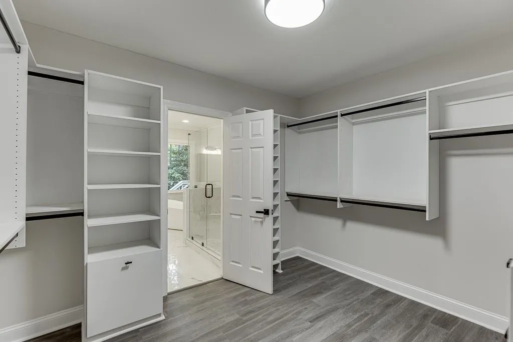 700 Mabry Road, Atlanta, Georgia 30328, 4 Bedrooms Bedrooms, ,3 BathroomsBathrooms,Residential,Sold,700 Mabry Road,7444481