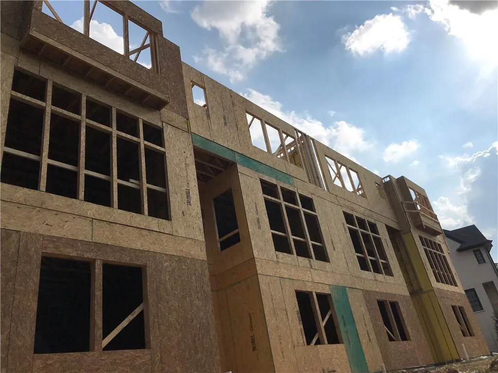 6374 Lucent Lane Unit 53, Sandy Springs, Georgia 30328, 3 Bedrooms Bedrooms, ,3 BathroomsBathrooms,Residential,Sold,6374 Lucent Lane Unit 53,6043146