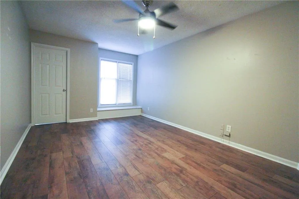 904 Garden Court, Atlanta, Georgia 30328, 2 Bedrooms Bedrooms, ,2 BathroomsBathrooms,Residential,Sold,904 Garden Court,6588838