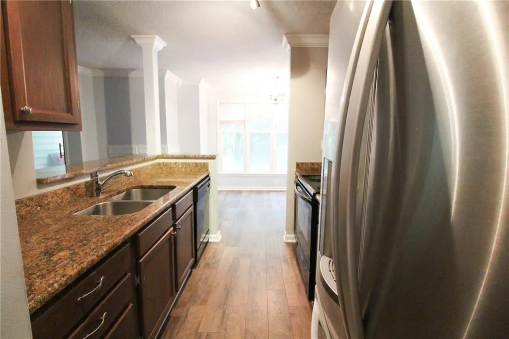 904 Garden Court, Atlanta, Georgia 30328, 2 Bedrooms Bedrooms, ,2 BathroomsBathrooms,Residential,Sold,904 Garden Court,6588838