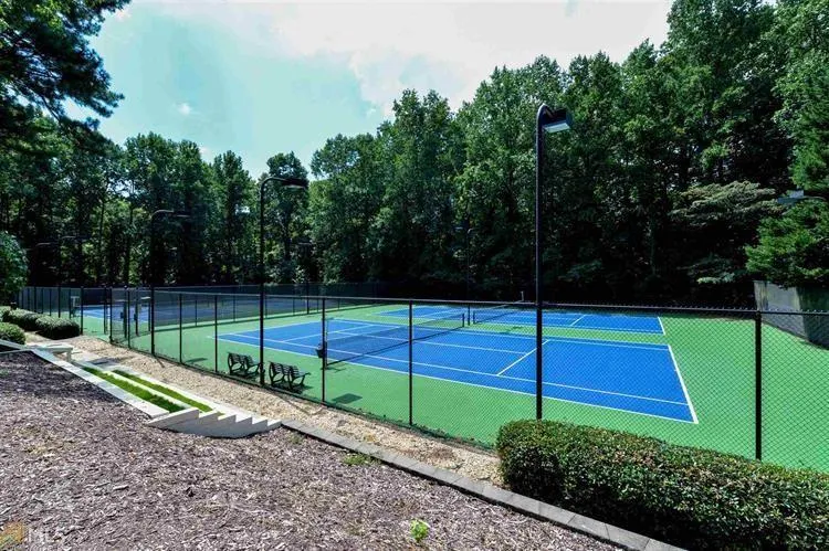 904 Garden Court, Atlanta, Georgia 30328, 2 Bedrooms Bedrooms, ,2 BathroomsBathrooms,Residential,Sold,904 Garden Court,6588838