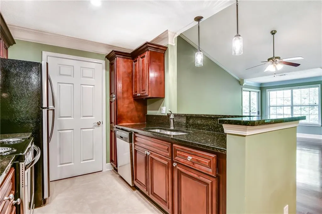 3306 Santa Fe Parkway Unit 3306, Sandy Springs, Georgia 30350, 2 Bedrooms Bedrooms, ,2 BathroomsBathrooms,Residential,Sold,3306 Santa Fe Parkway Unit 3306,6536091