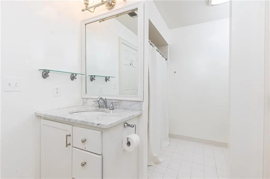 2966 Waverly Court Se, Atlanta, Georgia 30339, 5 Bedrooms Bedrooms, ,4 BathroomsBathrooms,Residential,For Sale,2966 Waverly Court Se,7610866