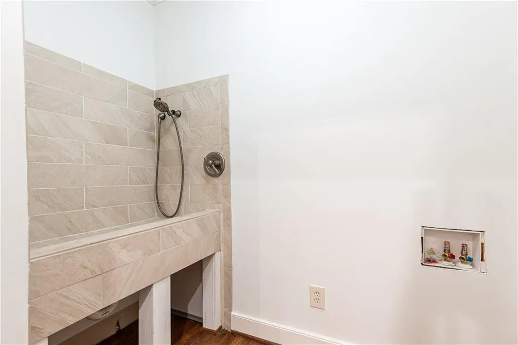 2966 Waverly Court Se, Atlanta, Georgia 30339, 5 Bedrooms Bedrooms, ,4 BathroomsBathrooms,Residential,For Sale,2966 Waverly Court Se,7610866