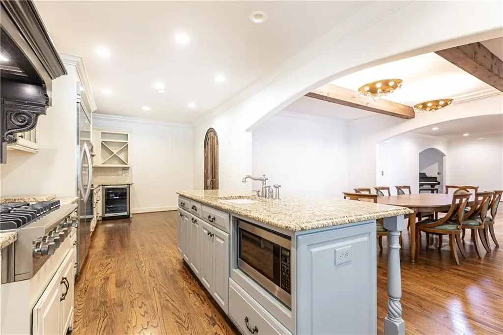 2966 Waverly Court Se, Atlanta, Georgia 30339, 5 Bedrooms Bedrooms, ,4 BathroomsBathrooms,Residential,For Sale,2966 Waverly Court Se,7610866