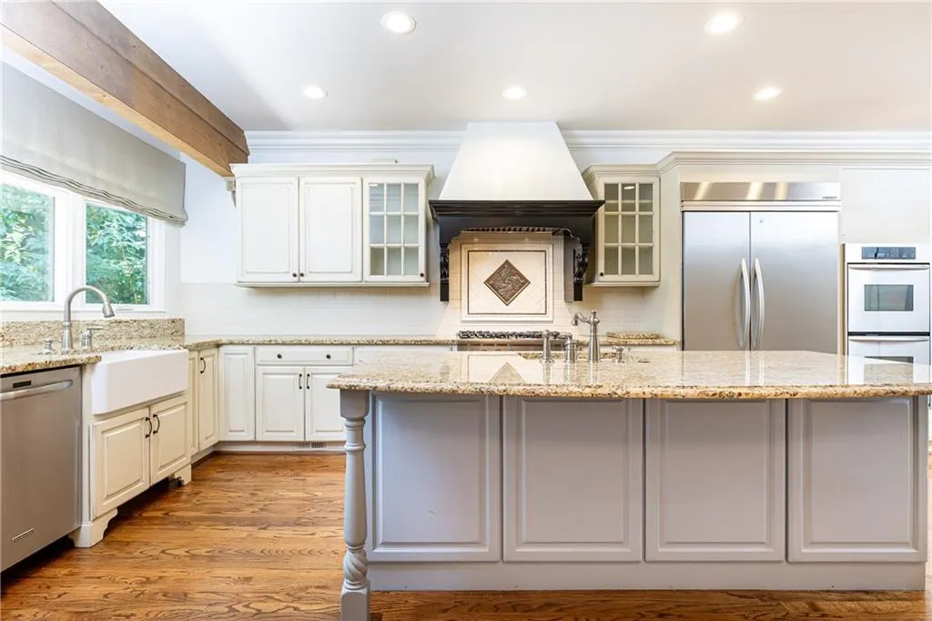 2966 Waverly Court Se, Atlanta, Georgia 30339, 5 Bedrooms Bedrooms, ,4 BathroomsBathrooms,Residential,For Sale,2966 Waverly Court Se,7610866
