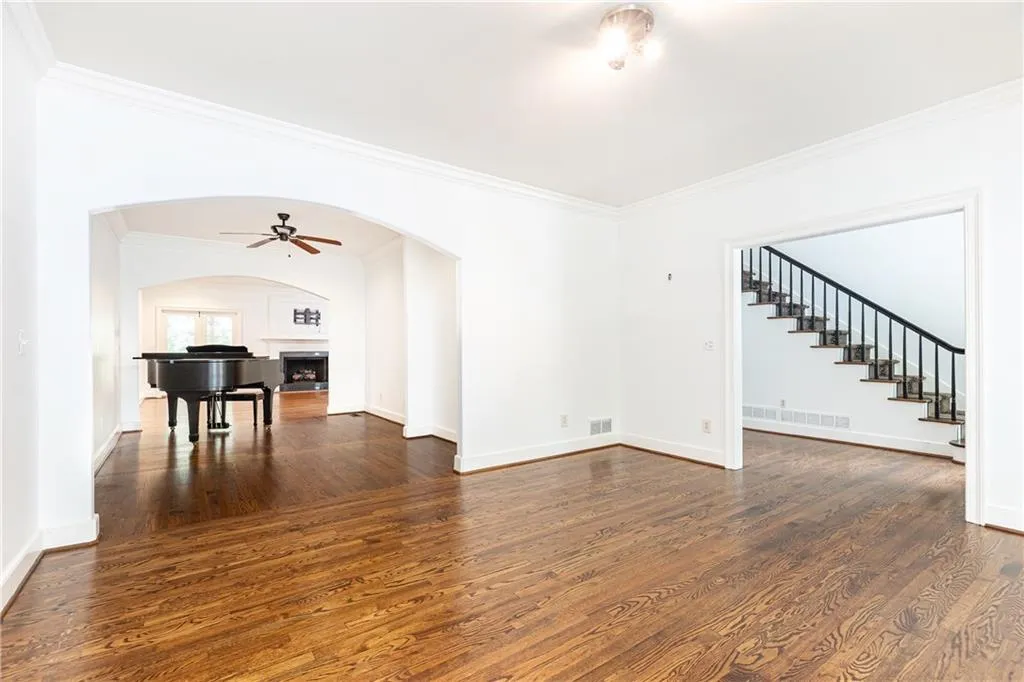 2966 Waverly Court Se, Atlanta, Georgia 30339, 5 Bedrooms Bedrooms, ,4 BathroomsBathrooms,Residential,For Sale,2966 Waverly Court Se,7610866