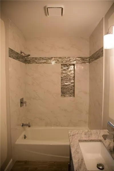 2980 Spalding Drive, Atlanta, Georgia 30350, 6 Bedrooms Bedrooms, ,5 BathroomsBathrooms,Residential,Sold,2980 Spalding Drive,6021842