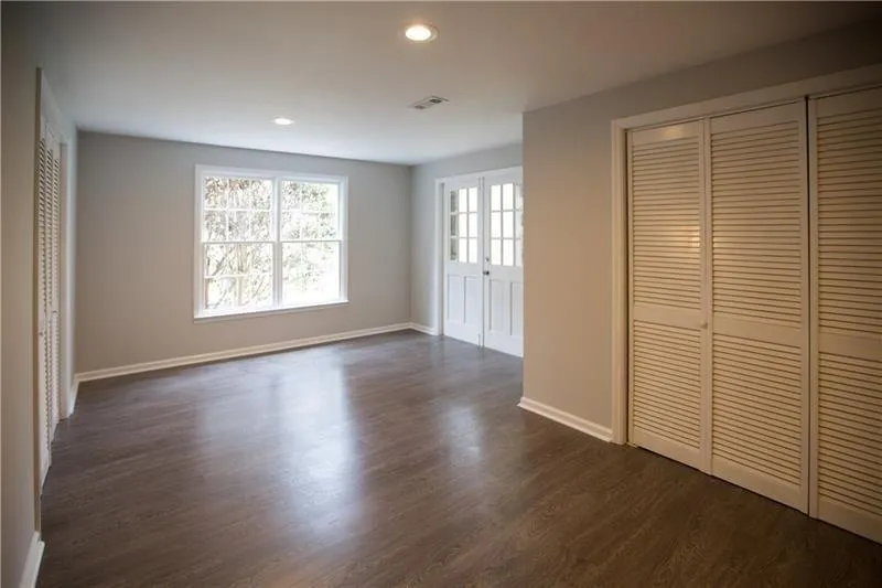 2980 Spalding Drive, Atlanta, Georgia 30350, 6 Bedrooms Bedrooms, ,5 BathroomsBathrooms,Residential,Sold,2980 Spalding Drive,6021842