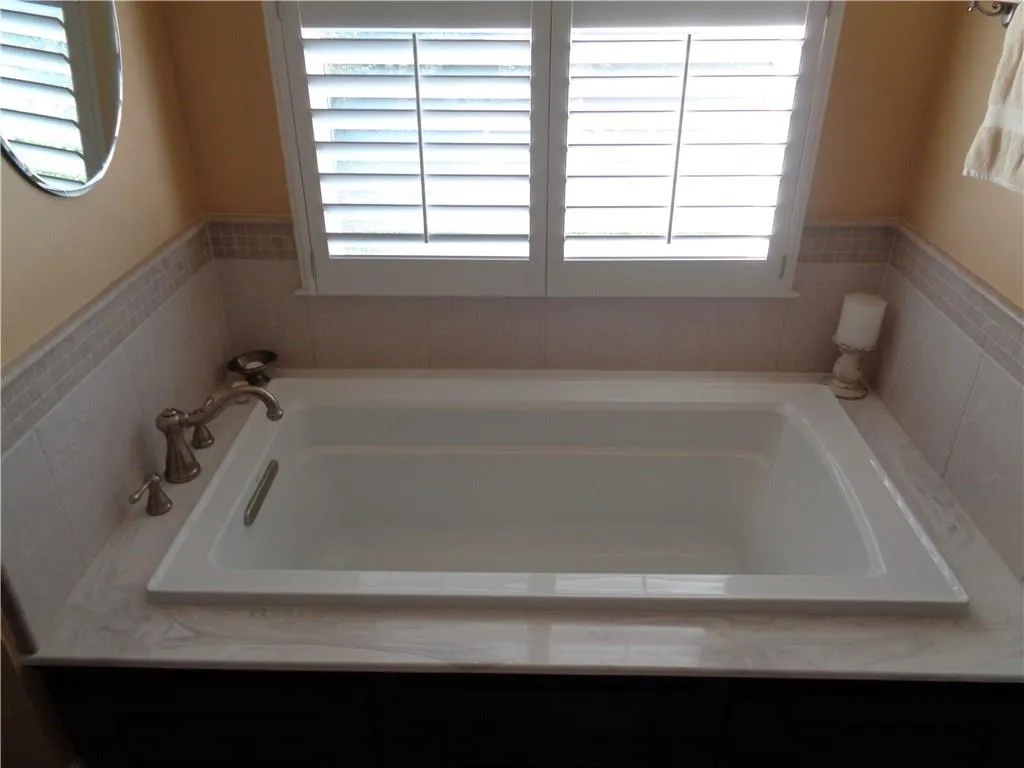 7720 Dunvegan Close, Sandy Springs, Georgia 30350, 4 Bedrooms Bedrooms, ,4 BathroomsBathrooms,Residential,Sold,7720 Dunvegan Close,5717018