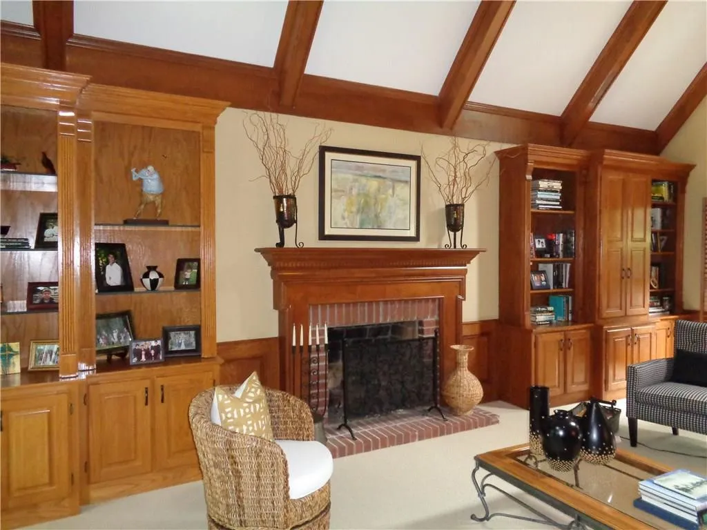 7720 Dunvegan Close, Sandy Springs, Georgia 30350, 4 Bedrooms Bedrooms, ,4 BathroomsBathrooms,Residential,Sold,7720 Dunvegan Close,5717018