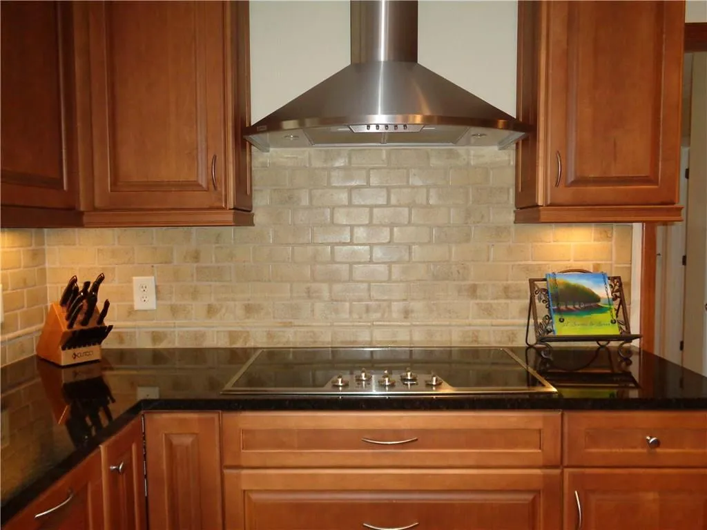 7720 Dunvegan Close, Sandy Springs, Georgia 30350, 4 Bedrooms Bedrooms, ,4 BathroomsBathrooms,Residential,Sold,7720 Dunvegan Close,5717018