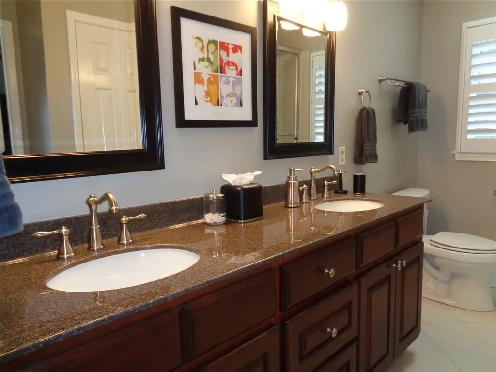 7720 Dunvegan Close, Sandy Springs, Georgia 30350, 4 Bedrooms Bedrooms, ,4 BathroomsBathrooms,Residential,Sold,7720 Dunvegan Close,5717018