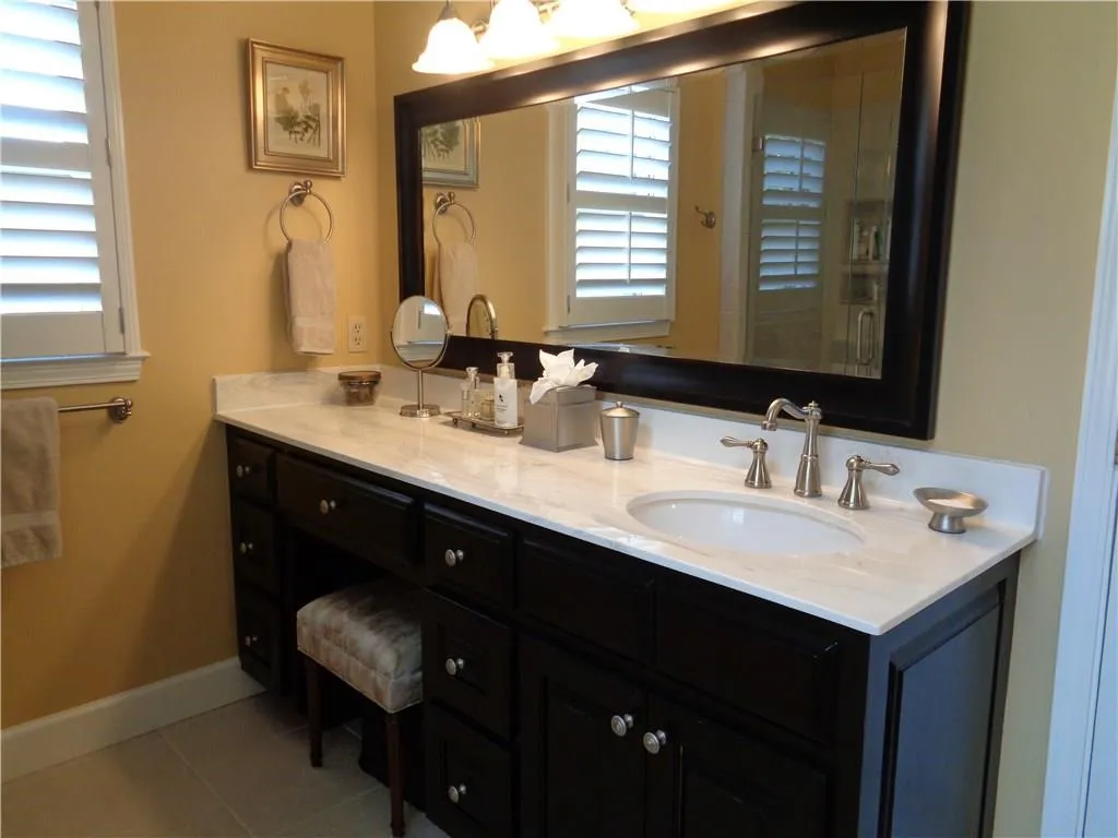 7720 Dunvegan Close, Sandy Springs, Georgia 30350, 4 Bedrooms Bedrooms, ,4 BathroomsBathrooms,Residential,Sold,7720 Dunvegan Close,5717018