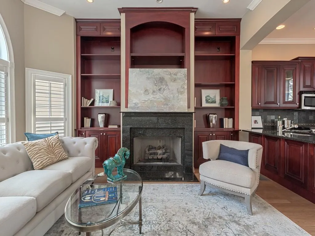 3541 Roswell Road Ne Unit 14, Atlanta, Georgia 30305, 2 Bedrooms Bedrooms, ,2 BathroomsBathrooms,Residential,Sold,3541 Roswell Road Ne Unit 14,5877264