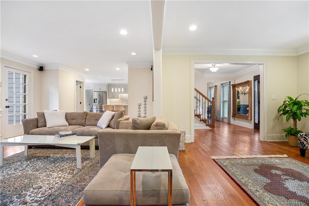 560 Tahoma Drive, Sandy Springs, Georgia 30350, 4 Bedrooms Bedrooms, ,2 BathroomsBathrooms,Residential,Sold,560 Tahoma Drive,7295183