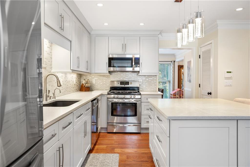 560 Tahoma Drive, Sandy Springs, Georgia 30350, 4 Bedrooms Bedrooms, ,2 BathroomsBathrooms,Residential,Sold,560 Tahoma Drive,7295183