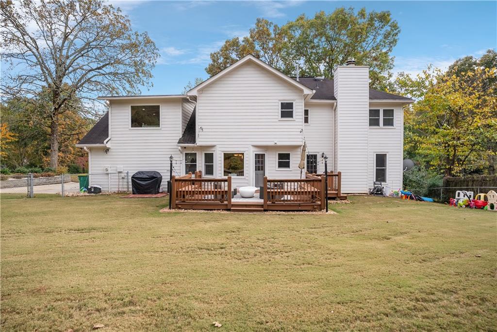 560 Tahoma Drive, Sandy Springs, Georgia 30350, 4 Bedrooms Bedrooms, ,2 BathroomsBathrooms,Residential,Sold,560 Tahoma Drive,7295183