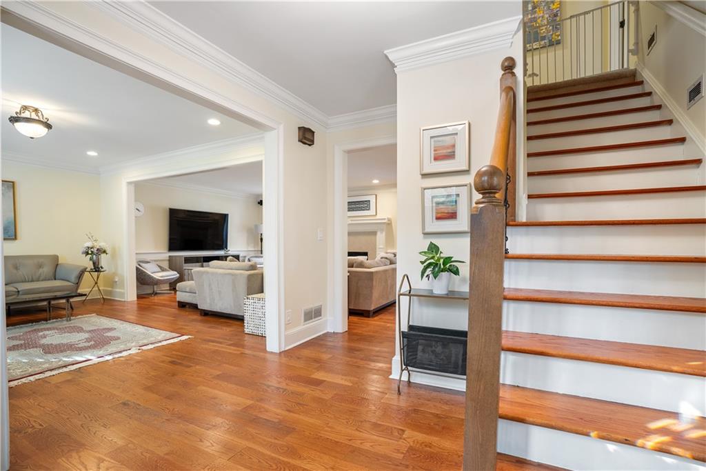 560 Tahoma Drive, Sandy Springs, Georgia 30350, 4 Bedrooms Bedrooms, ,2 BathroomsBathrooms,Residential,Sold,560 Tahoma Drive,7295183