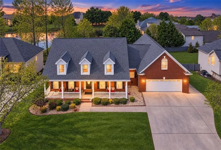 211 Graymist Path, Loganville, Georgia 30052