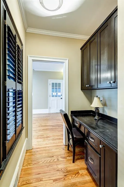 7445 Chestwick Court, Sandy Springs, Georgia 30350, 4 Bedrooms Bedrooms, ,4 BathroomsBathrooms,Residential,Sold,7445 Chestwick Court,5533552