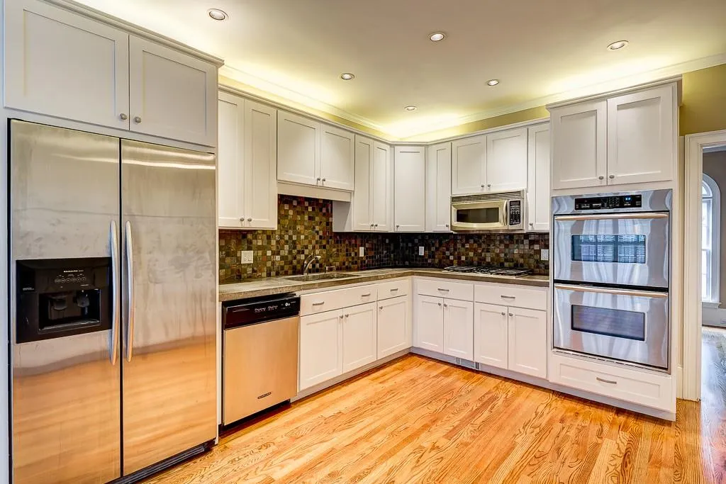 7445 Chestwick Court, Sandy Springs, Georgia 30350, 4 Bedrooms Bedrooms, ,4 BathroomsBathrooms,Residential,Sold,7445 Chestwick Court,5533552