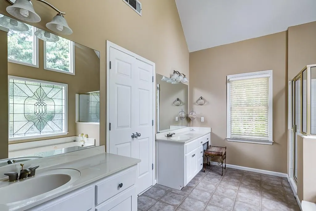 7445 Chestwick Court, Sandy Springs, Georgia 30350, 4 Bedrooms Bedrooms, ,4 BathroomsBathrooms,Residential,Sold,7445 Chestwick Court,5533552