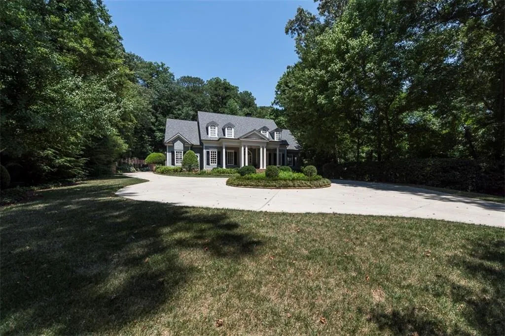 726 Andover Drive Nw, Atlanta, Georgia 30327, 5 Bedrooms Bedrooms, ,6 BathroomsBathrooms,Residential,Sold,726 Andover Drive Nw,5714152