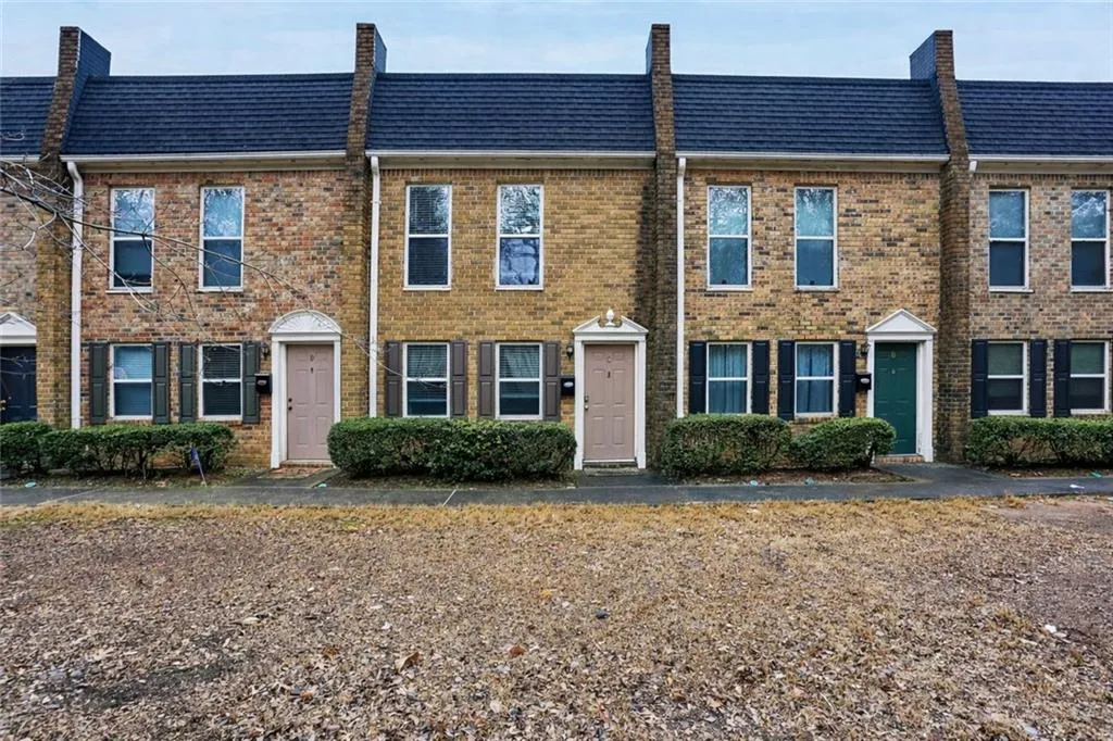 105 N River Drive Unit C, Atlanta, Georgia 30350, 2 Bedrooms Bedrooms, ,2 BathroomsBathrooms,Residential,For Sale,105 N River Drive Unit C,7714930