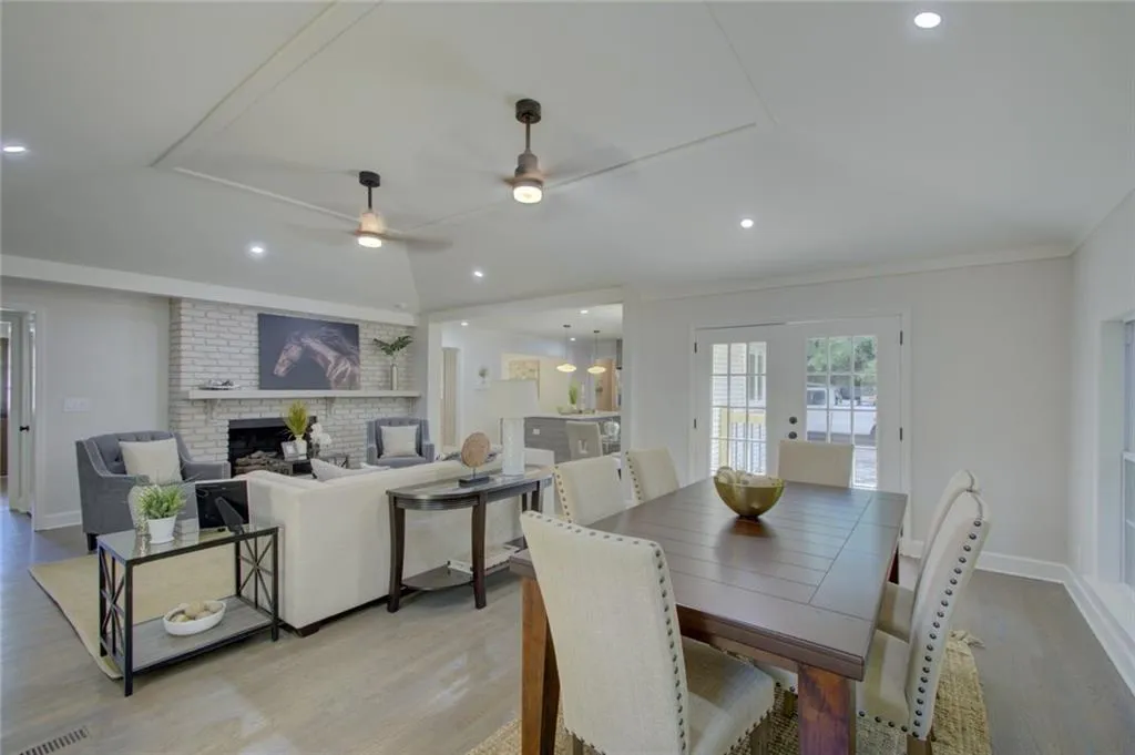 505 Dogwood Valley Drive, Sandy Springs, Georgia 30342, 6 Bedrooms Bedrooms, ,4 BathroomsBathrooms,Residential,Sold,505 Dogwood Valley Drive,6880756