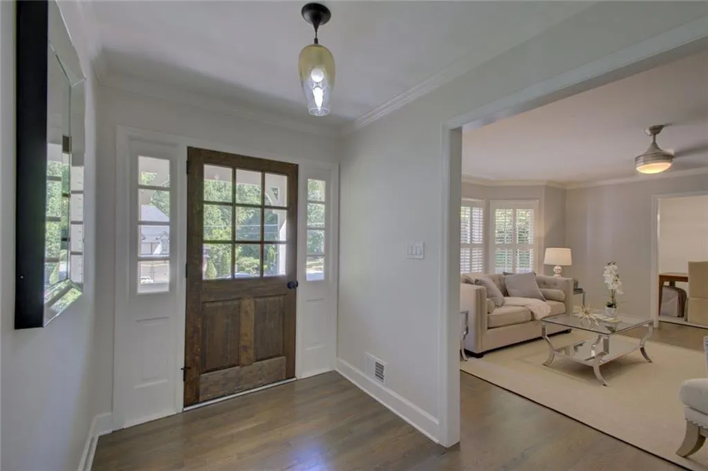 505 Dogwood Valley Drive, Sandy Springs, Georgia 30342, 6 Bedrooms Bedrooms, ,4 BathroomsBathrooms,Residential,Sold,505 Dogwood Valley Drive,6880756