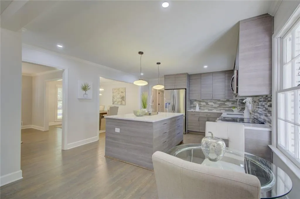 505 Dogwood Valley Drive, Sandy Springs, Georgia 30342, 6 Bedrooms Bedrooms, ,4 BathroomsBathrooms,Residential,Sold,505 Dogwood Valley Drive,6880756