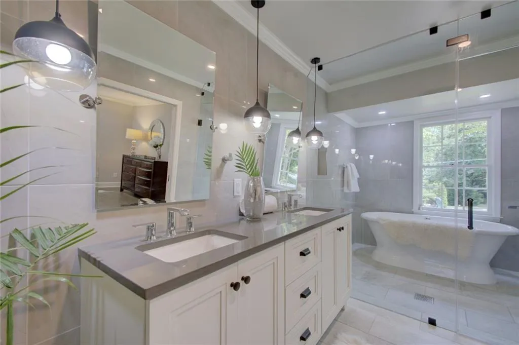 505 Dogwood Valley Drive, Sandy Springs, Georgia 30342, 6 Bedrooms Bedrooms, ,4 BathroomsBathrooms,Residential,Sold,505 Dogwood Valley Drive,6880756