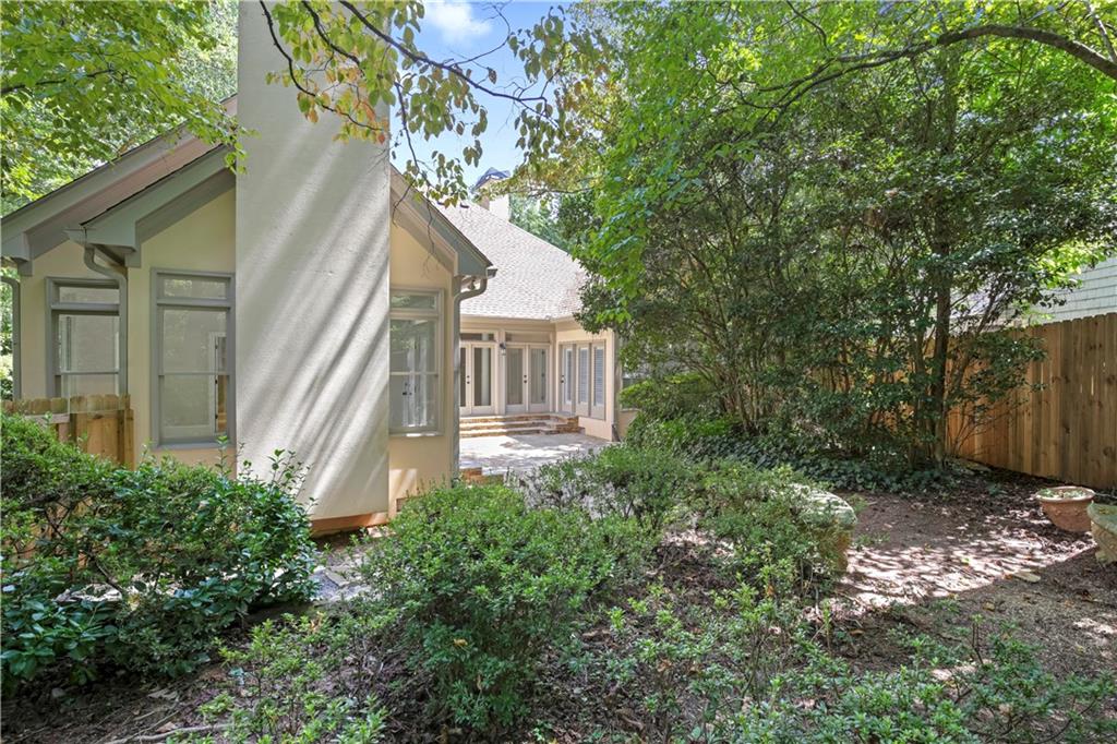 110 Hemmingwood Way, Sandy Springs, Georgia 30350, 3 Bedrooms Bedrooms, ,2 BathroomsBathrooms,Residential,Sold,110 Hemmingwood Way,7270759