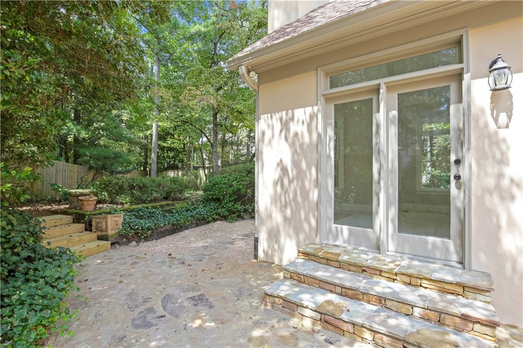 110 Hemmingwood Way, Sandy Springs, Georgia 30350, 3 Bedrooms Bedrooms, ,2 BathroomsBathrooms,Residential,Sold,110 Hemmingwood Way,7270759