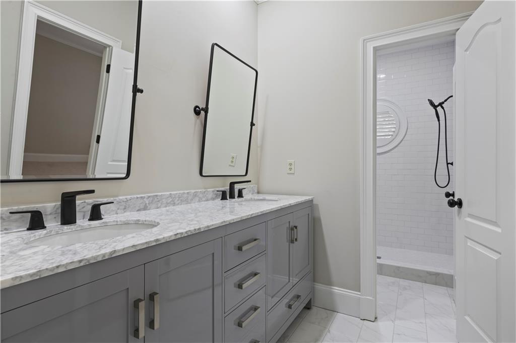 110 Hemmingwood Way, Sandy Springs, Georgia 30350, 3 Bedrooms Bedrooms, ,2 BathroomsBathrooms,Residential,Sold,110 Hemmingwood Way,7270759