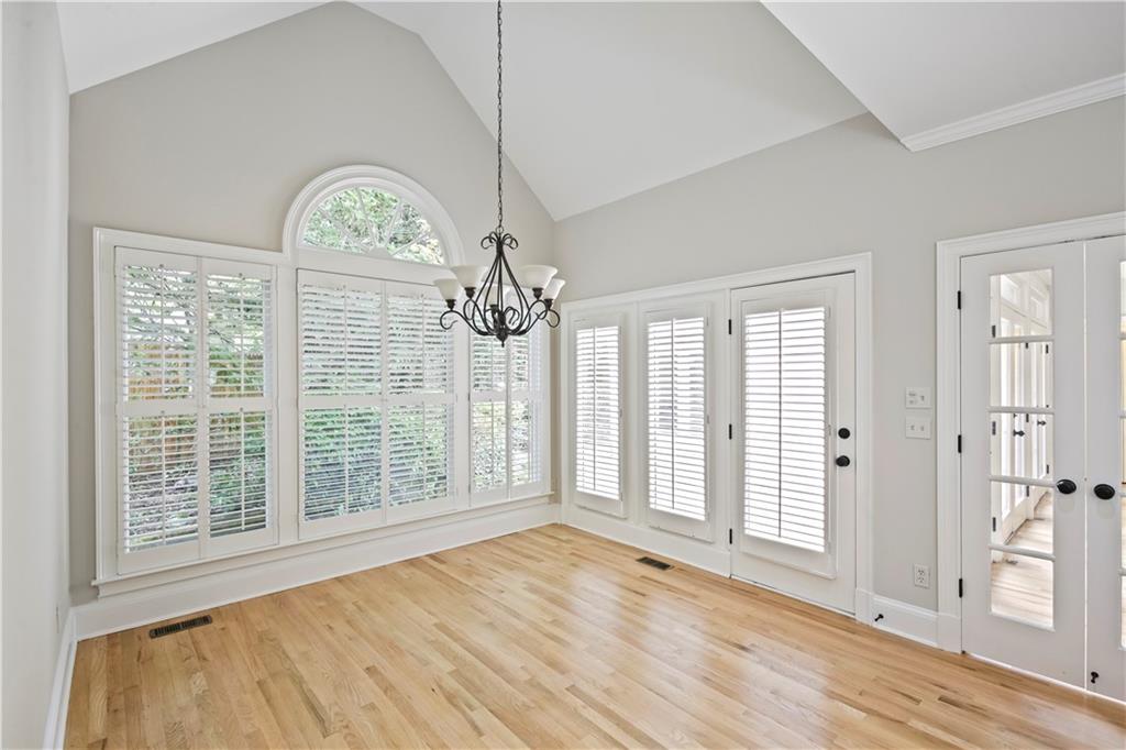 110 Hemmingwood Way, Sandy Springs, Georgia 30350, 3 Bedrooms Bedrooms, ,2 BathroomsBathrooms,Residential,Sold,110 Hemmingwood Way,7270759