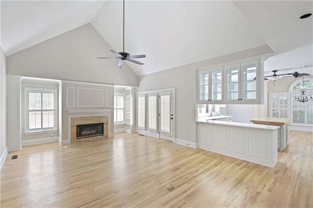 110 Hemmingwood Way, Sandy Springs, Georgia 30350, 3 Bedrooms Bedrooms, ,2 BathroomsBathrooms,Residential,Sold,110 Hemmingwood Way,7270759