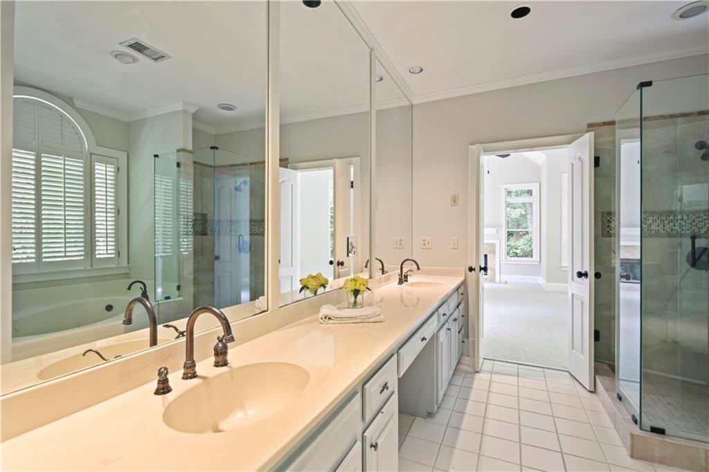 110 Hemmingwood Way, Sandy Springs, Georgia 30350, 3 Bedrooms Bedrooms, ,2 BathroomsBathrooms,Residential,Sold,110 Hemmingwood Way,7270759