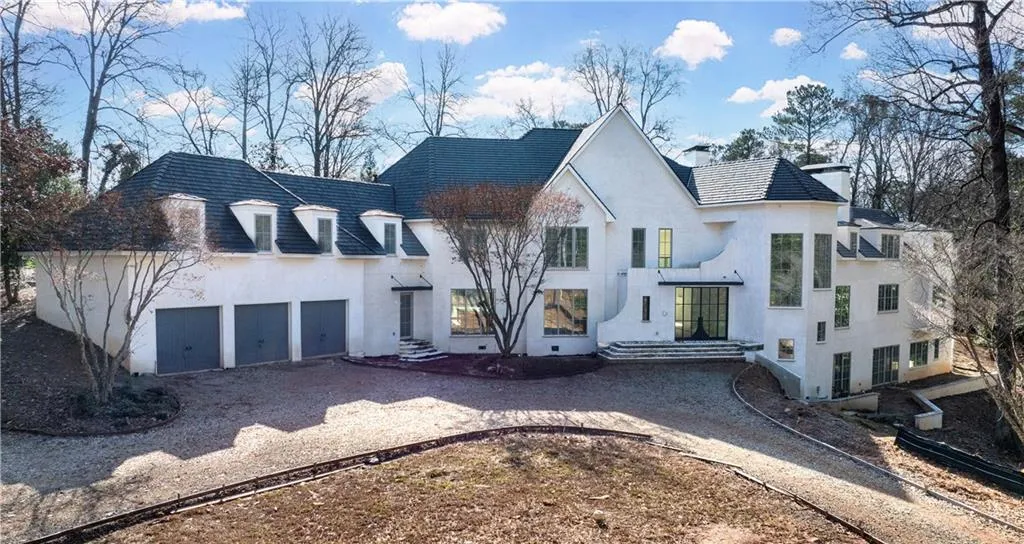 1890 W Paces Ferry Road Nw, Atlanta, Georgia 30327, 6 Bedrooms Bedrooms, ,7 BathroomsBathrooms,Residential,For Sale,1890 W Paces Ferry Road Nw,7503183