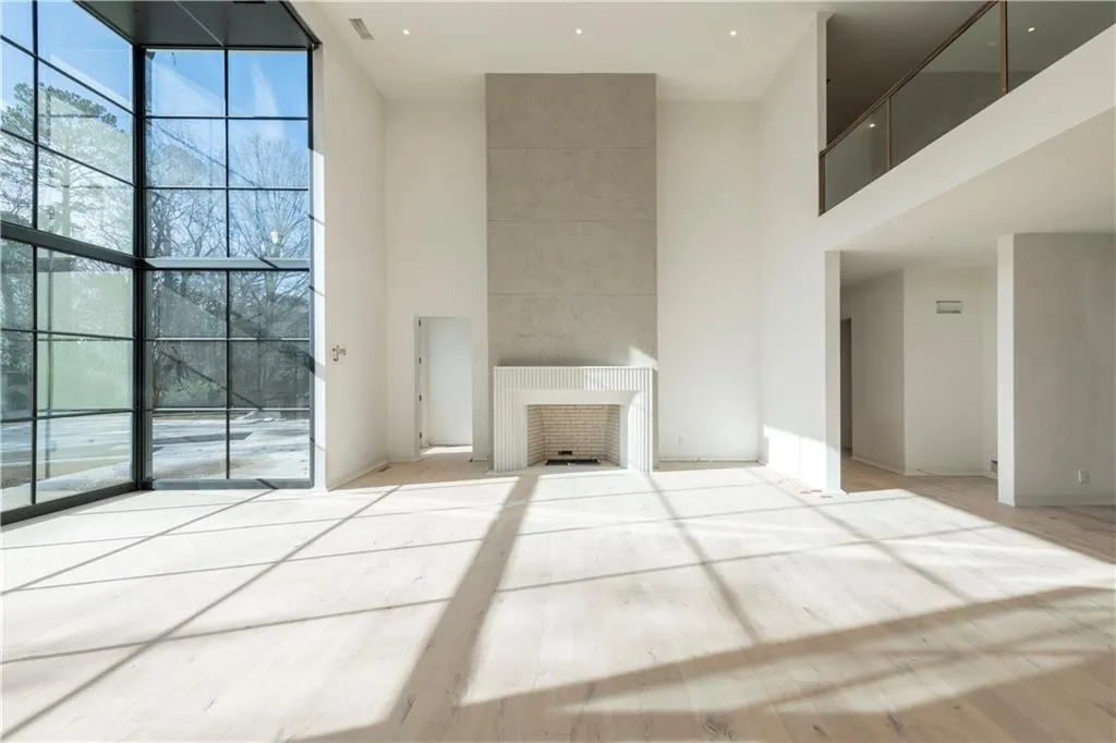 1890 W Paces Ferry Road Nw, Atlanta, Georgia 30327, 6 Bedrooms Bedrooms, ,7 BathroomsBathrooms,Residential,For Sale,1890 W Paces Ferry Road Nw,7503183